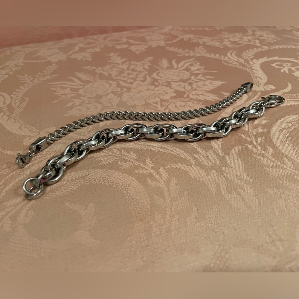 Bundle of 2 Chisel brand stainless steel chain bracelets